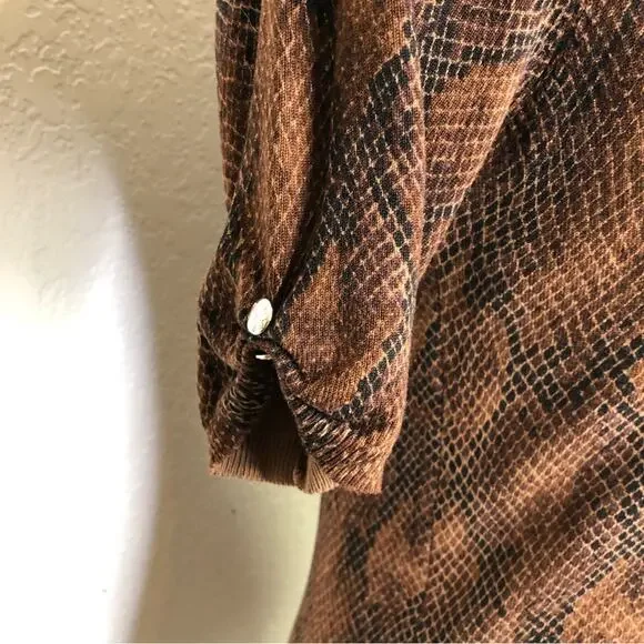 WHBM brown and black snakeskin python knit sweater top size Small - Picture 5 of 14